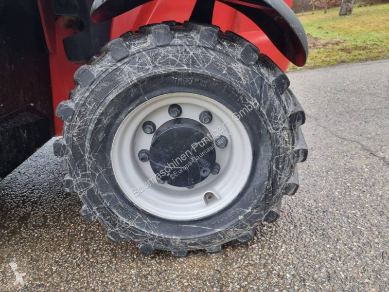 رافعة شوكية تلسكوبية Manitou