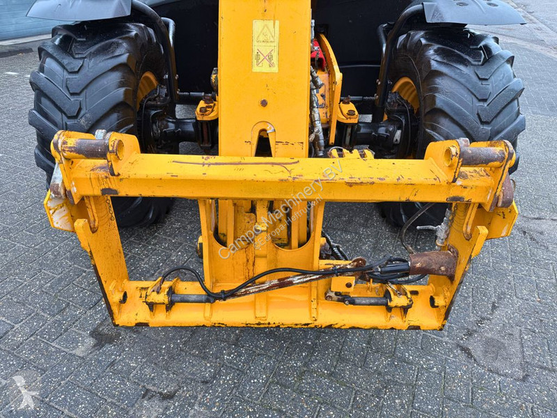 JCB Agri Super telescopic handler