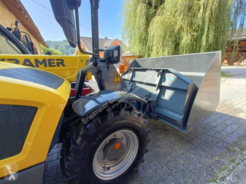 رافعة شوكية تلسكوبية Kramer 2706