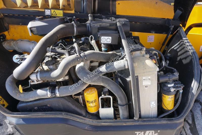 رافعة شوكية تلسكوبية JCB HI-VIZ
