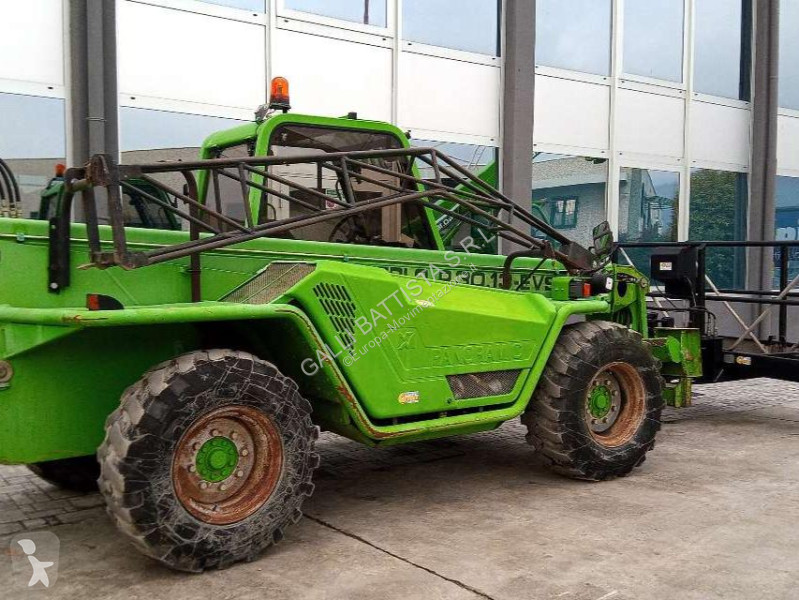 Teleskopický manipulátor Merlo P30.13EVS