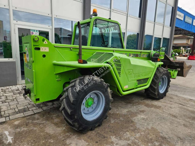 Teleskopický manipulátor Merlo P32.12EVS