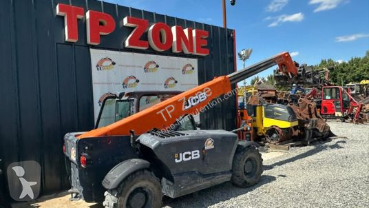 Teleskopický manipulátor JCB 525-60 t4 à 32 900...