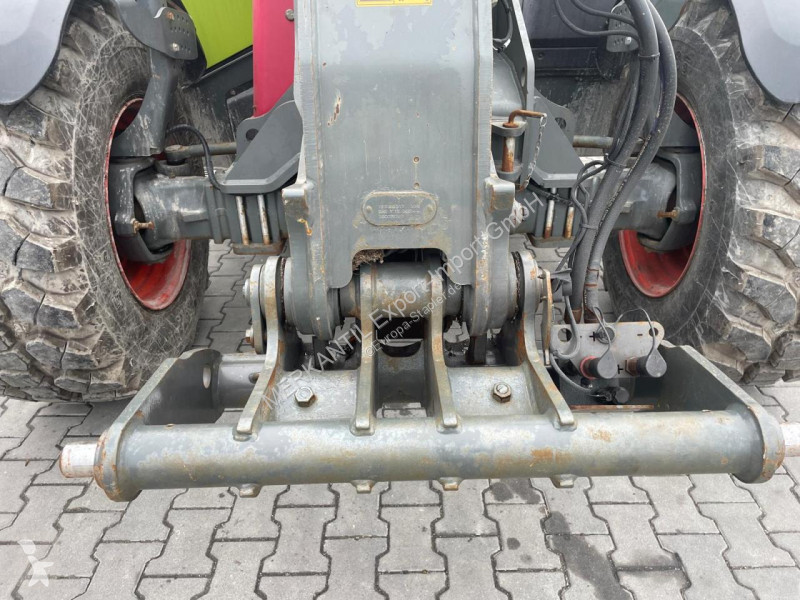 رافعة شوكية تلسكوبية Claas 756 Varipower