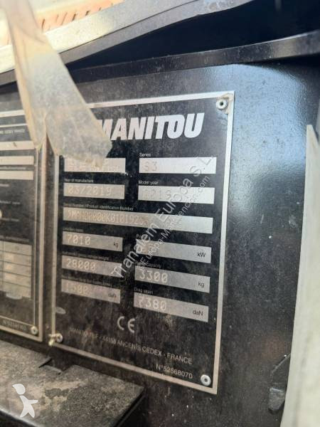 رافعة شوكية تلسكوبية Manitou