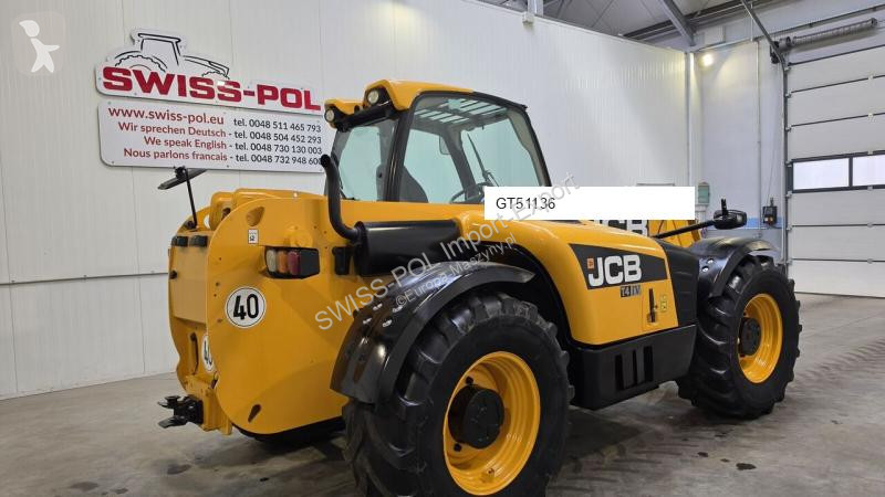 رافعة شوكية تلسكوبية JCB
