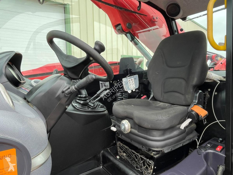 Teleskopický manipulátor Manitou  MT1335