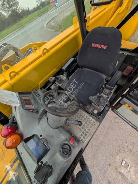 Teleskopický manipulátor Manitou MRT 1840
