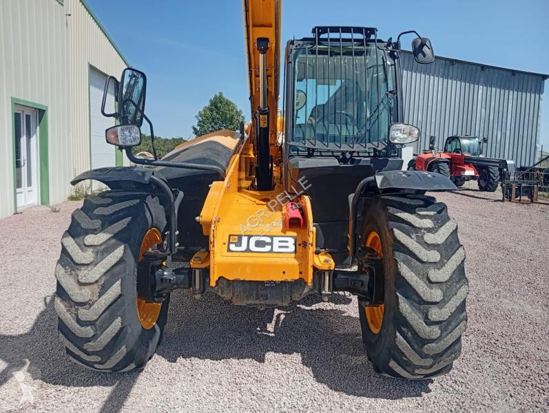رافعة شوكية تلسكوبية JCB
