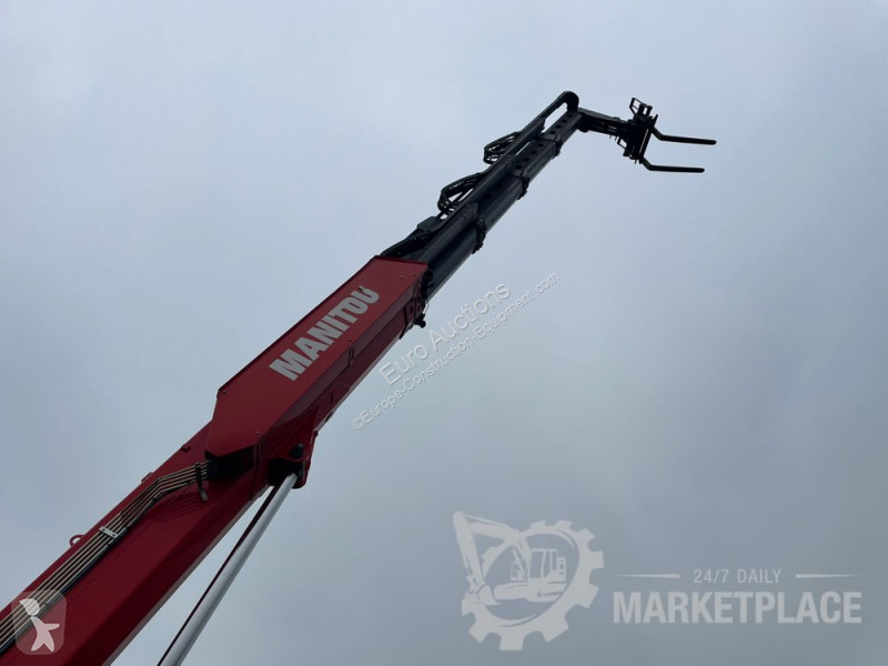 Телескопічний навантажувач Manitou MRT 3060