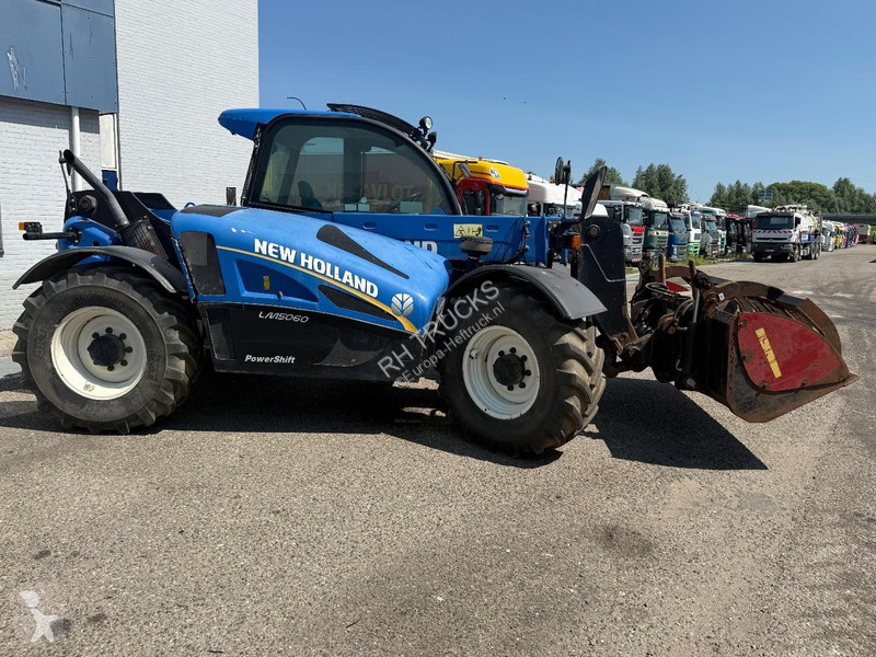 Teleskopický manipulátor New Holland LM5060 CE7...
