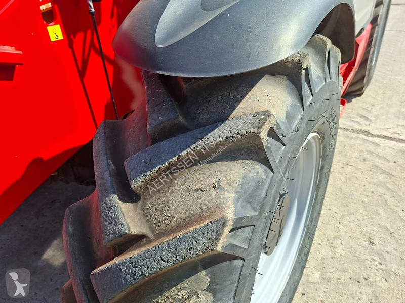 رافعة شوكية تلسكوبية Manitou