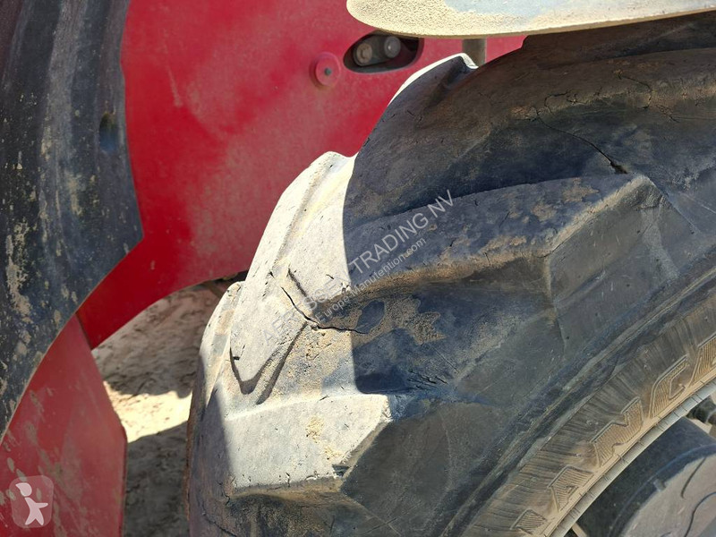 رافعة شوكية تلسكوبية Manitou e