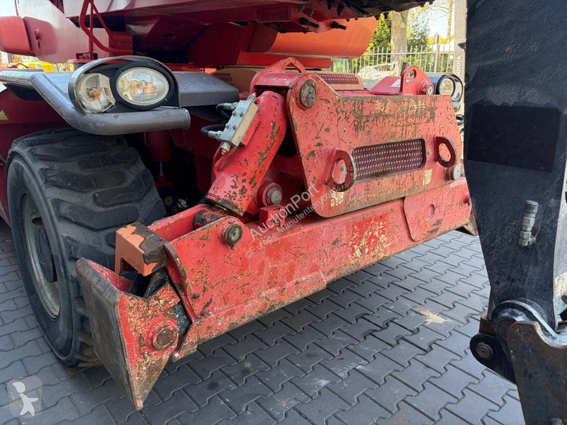 Teleskopický manipulátor Manitou MRT 1850