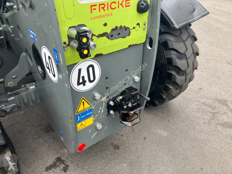 رافعة شوكية تلسكوبية Claas 741 Varipower