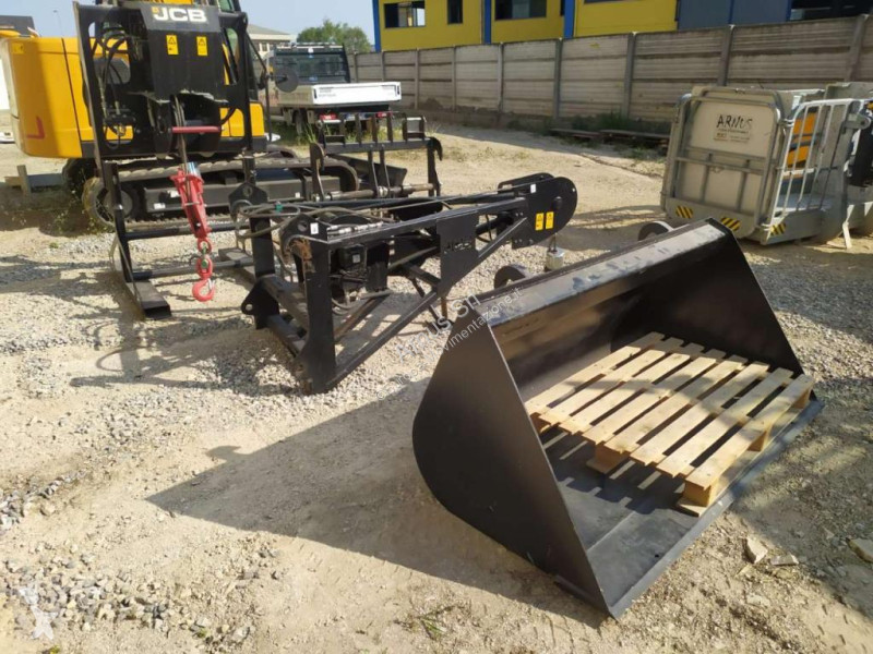 رافعة شوكية تلسكوبية JCB