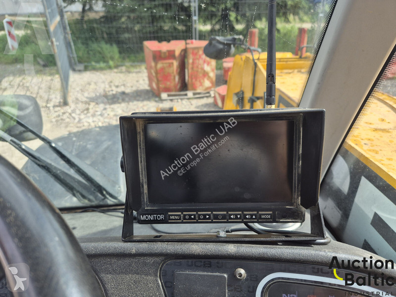 Teleszkópos targonca JCB
