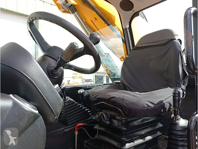 Chariot télescopique JCB