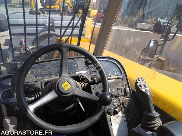 Podnośnik teleskopowy  JCB WM