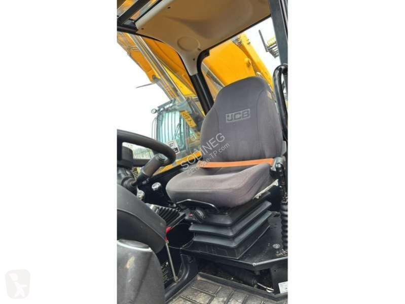 Chariot télescopique JCB 535V125