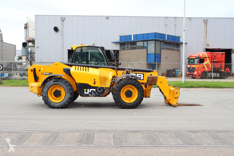Chariot télescopique JCB