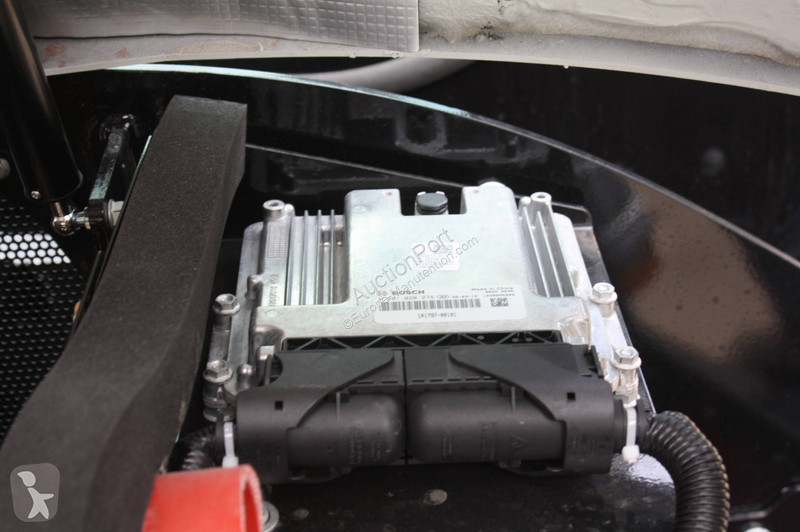 Teleskopický vozík Terex T5215
