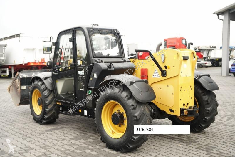 Телескопичен товарач Caterpillar C