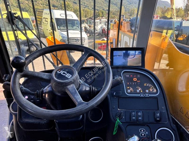 رافعة شوكية تلسكوبية JCB  540-180 Chariot...