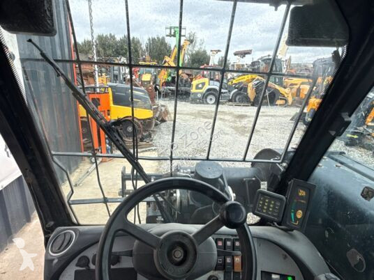 Chariot télescopique JCB