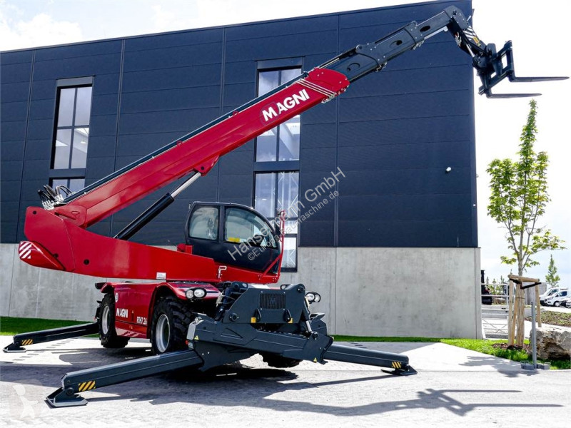 Încărcător telescopic Magni RTH 7.26