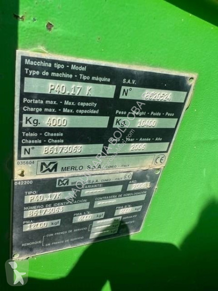 رافعة شوكية تلسكوبية Merlo P 40.17 K