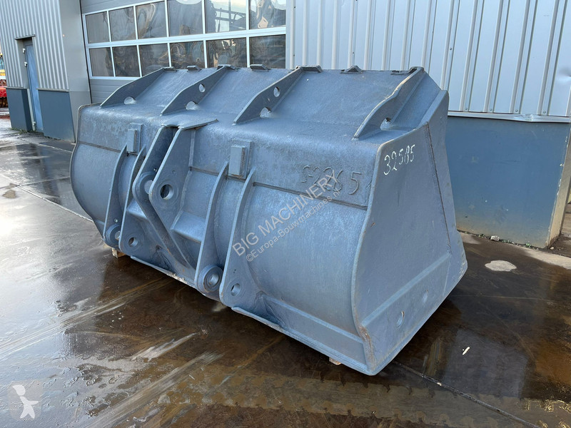 Stavební vybavení Caterpillar Bucket
