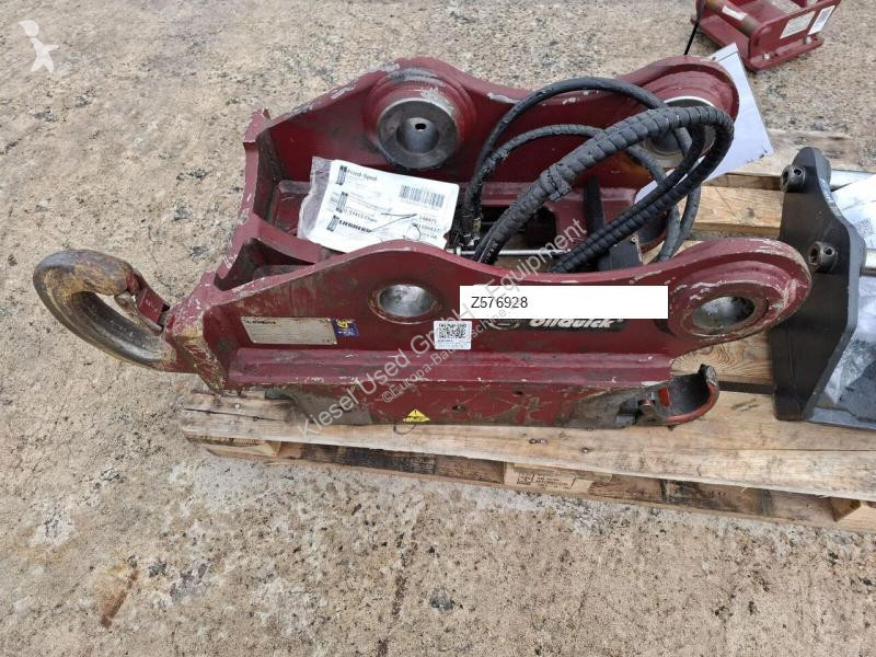 Aanbouwstukken voor bouwmachines Hitachi...