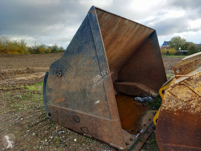 Aanbouwstukken voor bouwmachines Komatsu WA480-8