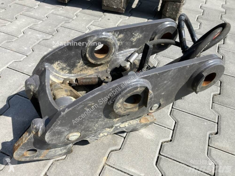 Stavební vybavení Volvo Attache rapide pour...
