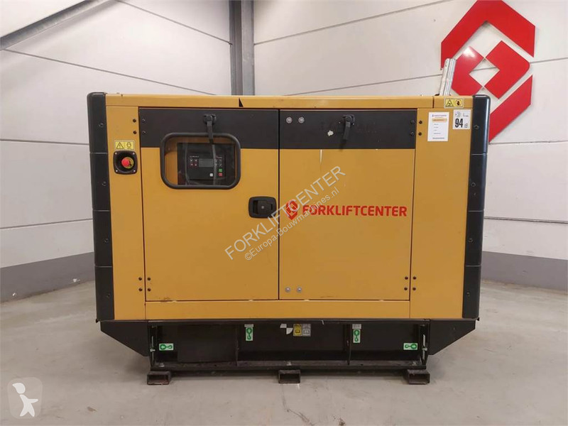 Echipamente pentru construcţii Caterpillar DE33E0