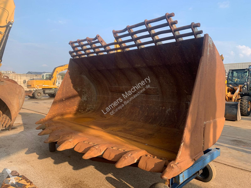 تجهيزات الأشغال العمومية Volvo L350