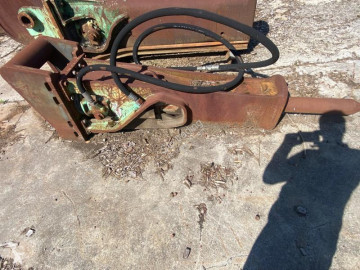 Martillo hidráulica Montabert