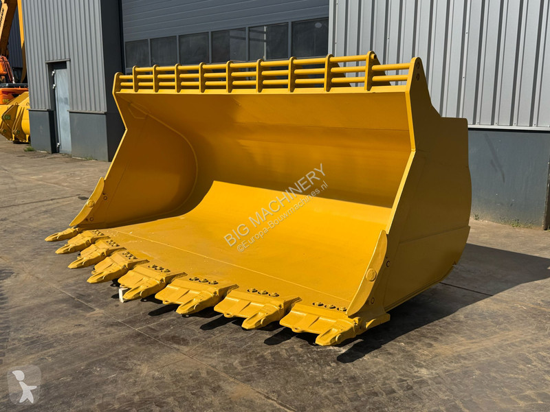 Equipamientos maquinaria OP Caterpillar Loader...
