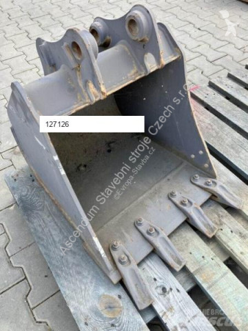 Volvo Tieflöffel mit Zähne - Festanbau