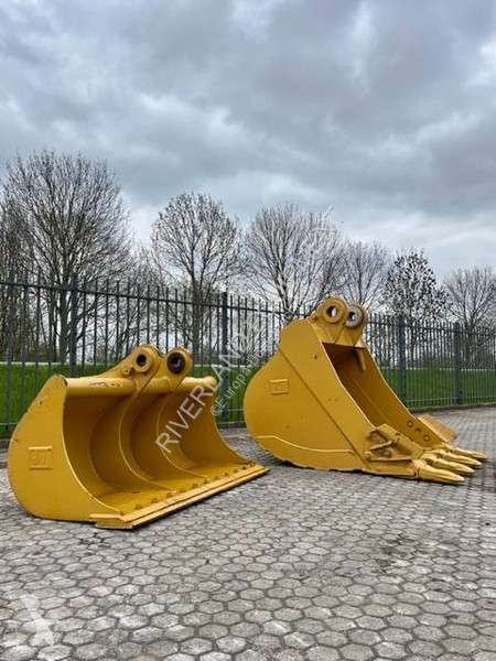 Aanbouwstukken voor bouwmachines Caterpillar...