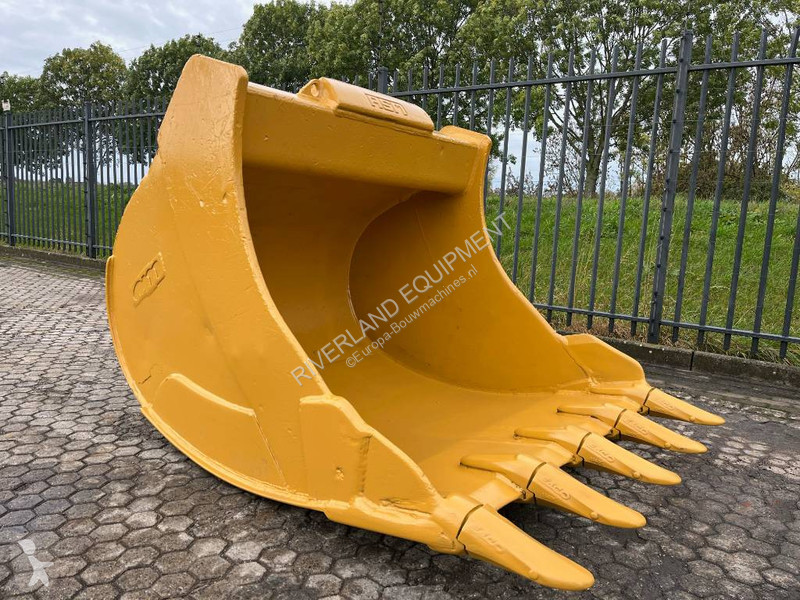 Equipamientos maquinaria OP Caterpillar 336...