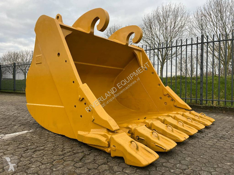 Equipamientos maquinaria OP Caterpillar 395...