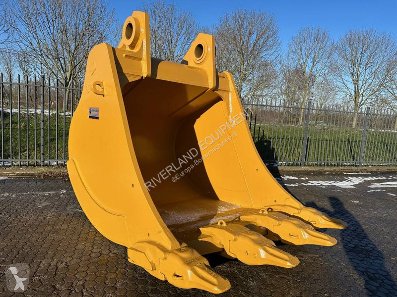 Equipamientos maquinaria OP Caterpillar 6015...