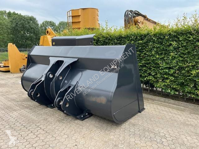 Equipamientos maquinaria OP Volvo L150 buckets...