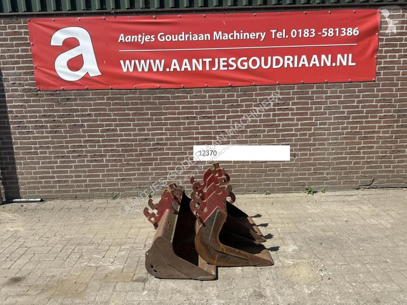 Aanbouwstukken voor bouwmachines Bakkenset CW 05