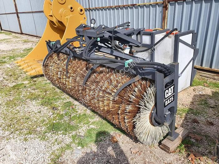 Equipamientos maquinaria OP Caterpillar BA 25