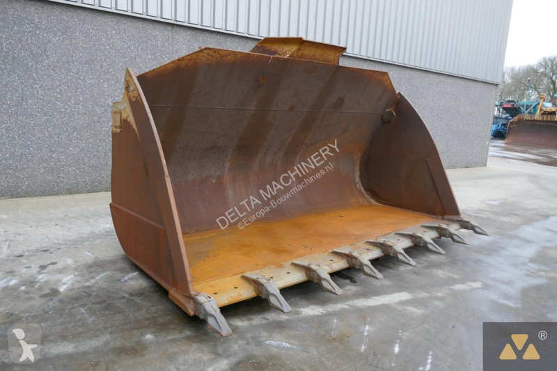 Aanbouwstukken voor bouwmachines Caterpillar...