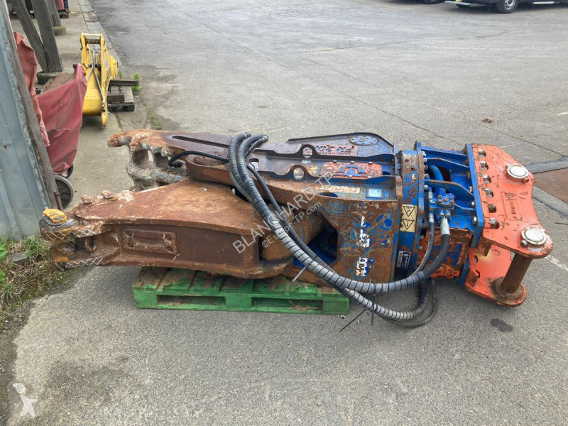 Equipamientos maquinaria OP Trevi FR20RD