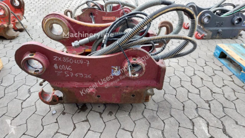Enganches y acoplamientos Hitachi